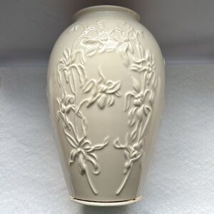 🟢Brand New Lenox Masterpiece Vintage Small Vase